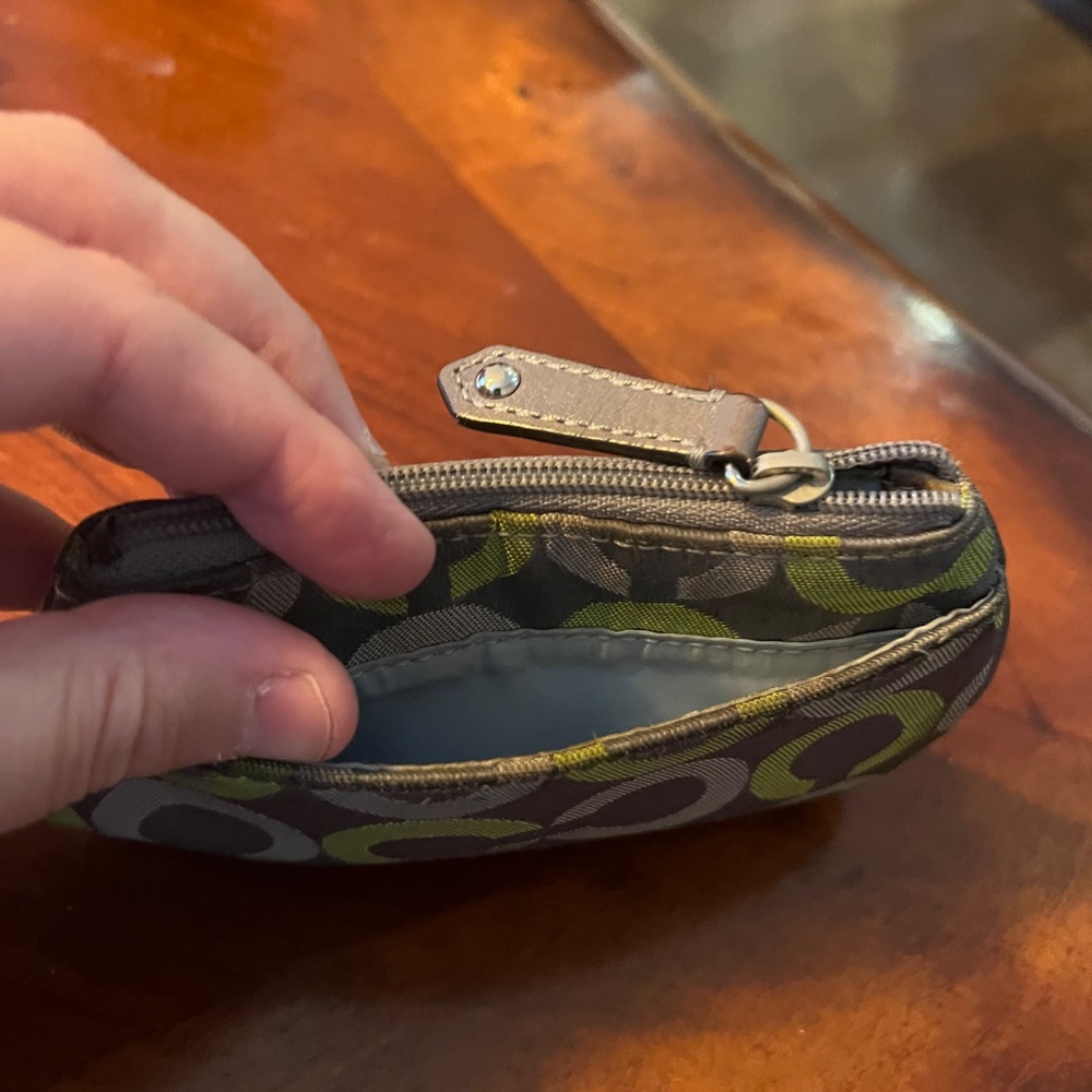 Coach wallet size small - Picture 3 of 6